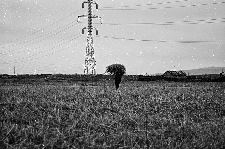 Andu Simion Photography presents LA GAZETTE DE PLOIESTI series - analog and digital photos