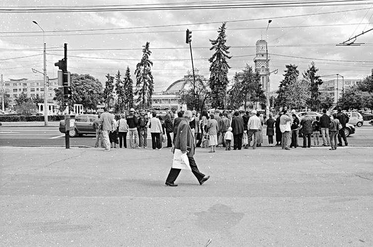 Andu Simion Photography presents LA GAZETTE DE PLOIESTI series - analog and digital photos