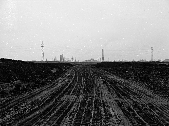 Andu Simion Photography presents LA GAZETTE DE PLOIESTI series - analog and digital photos