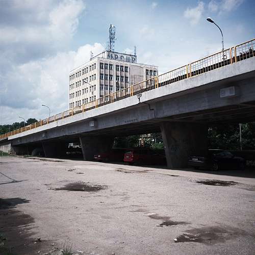 Andu Simion Photography presents SQUARES COLOR series - analog and digital photos